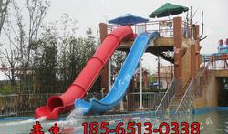 水滑梯视频,畅快淋漓！水滑梯视频带你体验夏日清凉盛宴